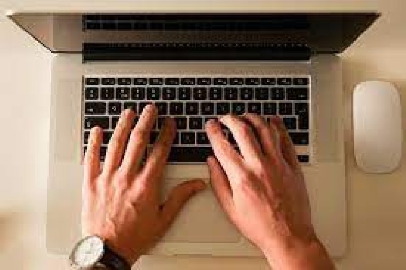 Skuteczny Copywriter (zdalna lub w biurze)